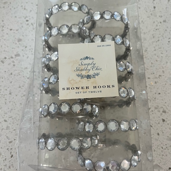 Simply Shabby Chic Silver Gem Shower Hooks